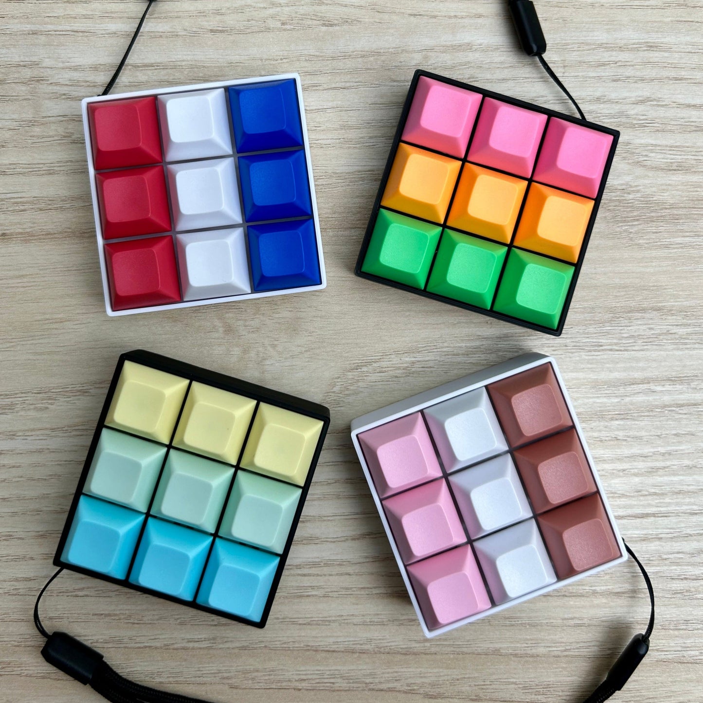 [Custom Keycap Colors!] 9 Key Mechanical Keyboard Keychain