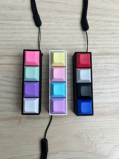 [Custom Keycap Colors!] 4 Key Mechanical Keyboard Keychain